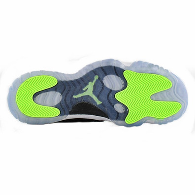 Air Jordan Future Low "Ghost Green"