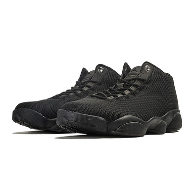 Jordan Horizon Low "Triple Black" (010)