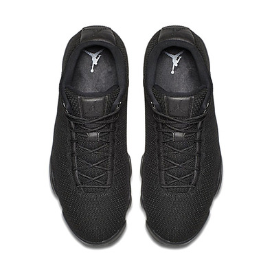 Jordan Horizon Low "Triple Black" (010)