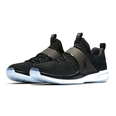 Jordan Trainer 2 Flyknit "Serium" (010)