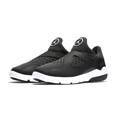 Jordan Trainer Essential "Inspired" (001)