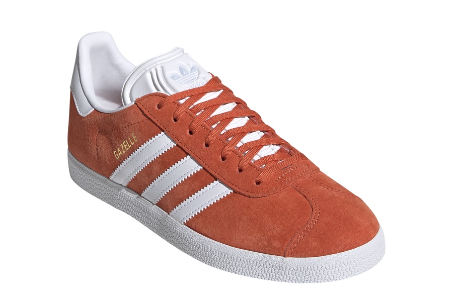 https://www.manelsanchezstyle.com/uploads/media/images/adidas-originals-gazelle-w-glory-amber-1.jpg