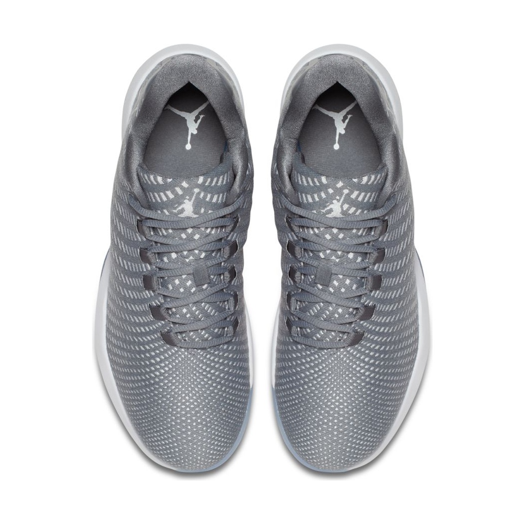 Jordan b outlet fly cool grey